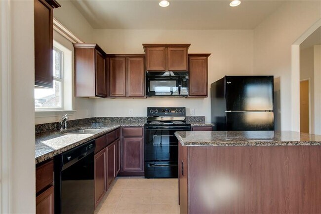 Building Photo - 13033 Tobin Dr