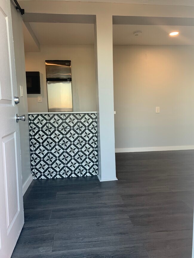 Building Photo - 3741 Woolwine Dr
