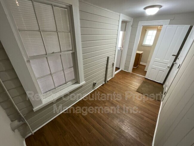 Building Photo - 3115 Utah Pl