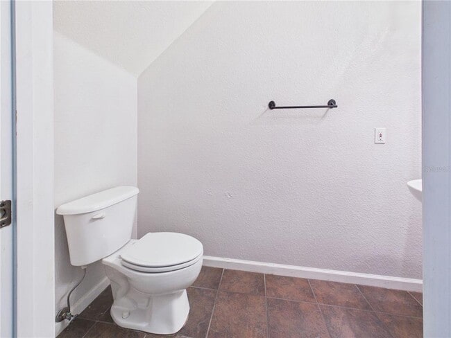 Building Photo - 16310 Fairford Palms Ct