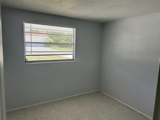 Building Photo - 13264 120th Ln