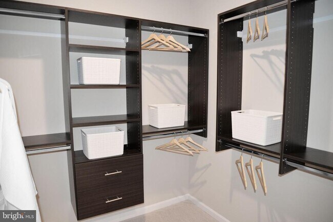 Building Photo - 3507 Del Mar Dr