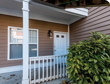 Building Photo - 3100 Beargrass Run Ct