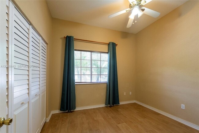 Building Photo - 3073 SW 140th Ave
