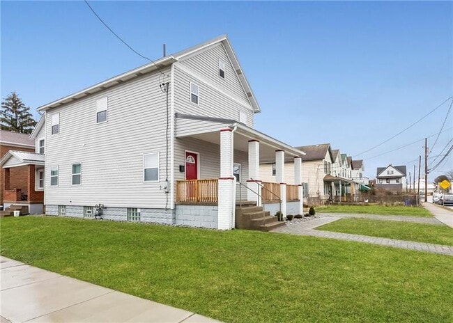 Building Photo - 1101 2nd Ave
