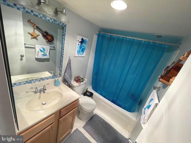 Building Photo - 4500 S Four Mile Run Dr