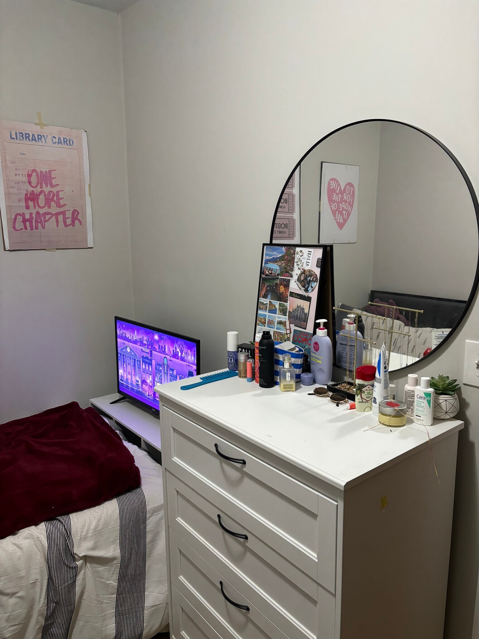 Building Photo - 74 Joy St