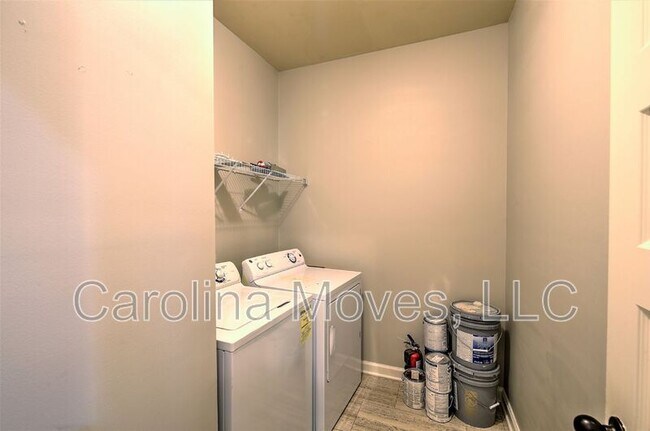 Building Photo - 209 Cameron Creek Ln