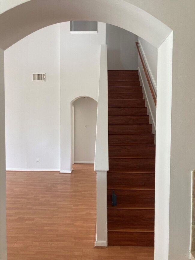 Building Photo - 8522 Chickamauga Ln
