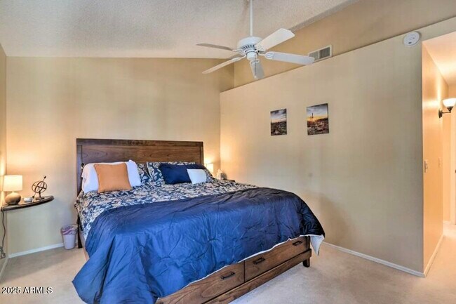 Building Photo - 11011 N 92nd St