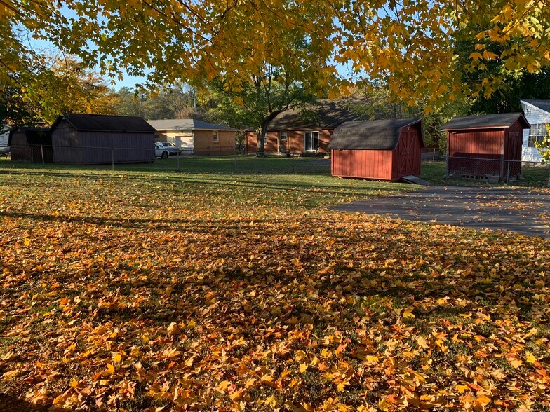 Building Photo - 276 Bonnasprings Dr