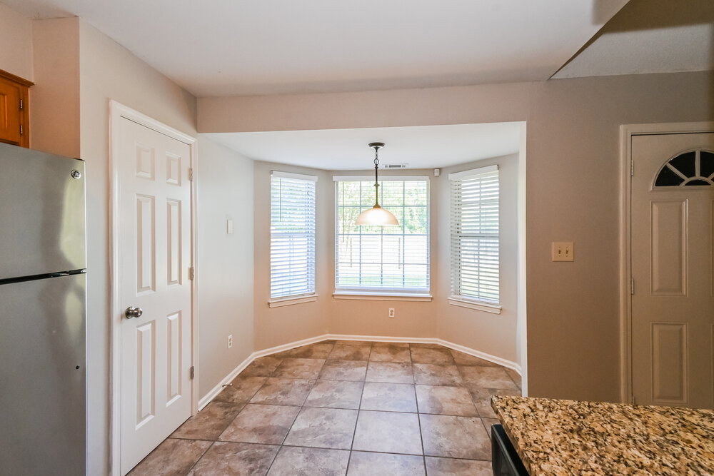 Building Photo - 7605 Caitlynn Cir S