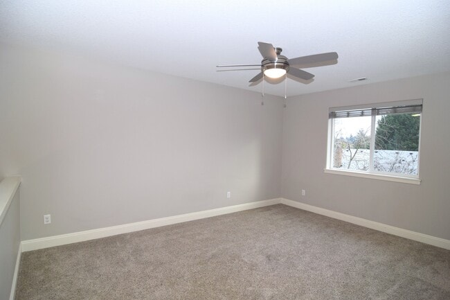 Building Photo - 21524 SW Parkin Ln