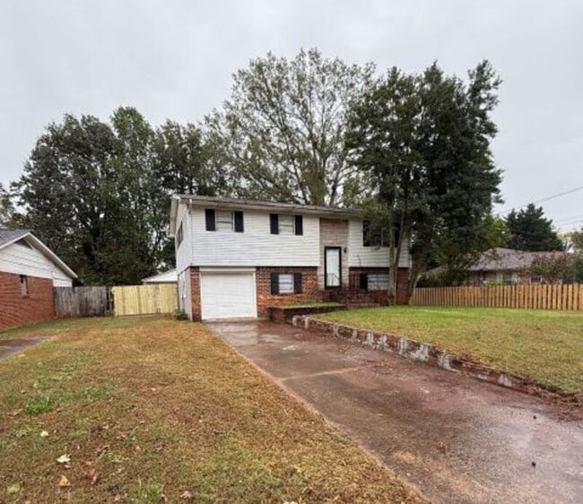 Building Photo - 3419 Grassfort Dr SW