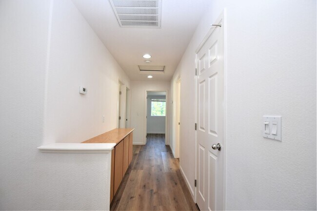 Building Photo - 3814 Black Butte Rd