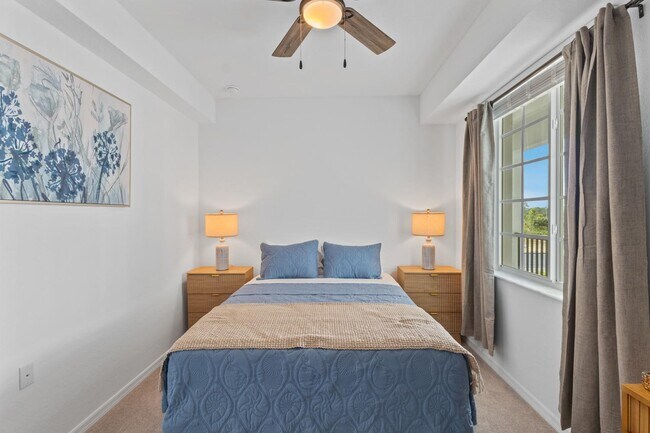 Building Photo - 15375 Grn Acrs Ave