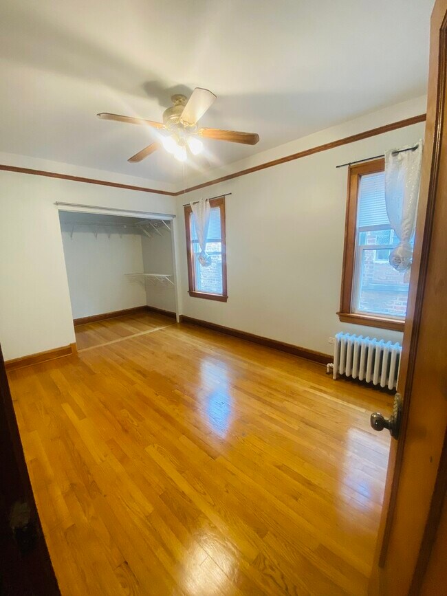 Building Photo - 5310 W Parker Ave