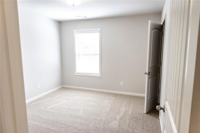 Building Photo - 308 Orchard Trail