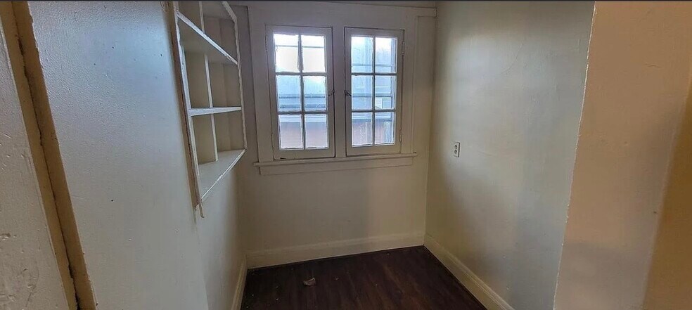 Building Photo - 4148 N 24th Pl