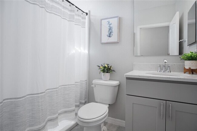 Building Photo - 1171 Oak Bluff Dr