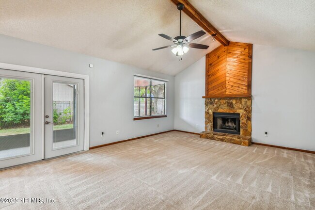 Building Photo - 8167 Sable Woods Dr N