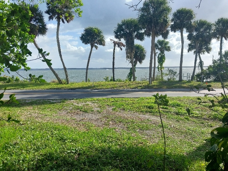 Building Photo - 6915 S Indian River Dr