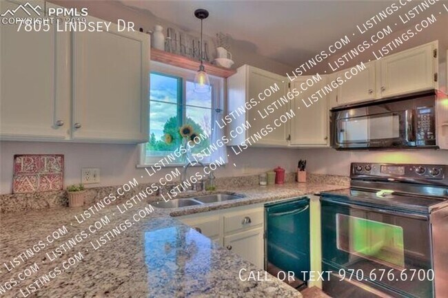 Building Photo - 7805 Lindsey Dr