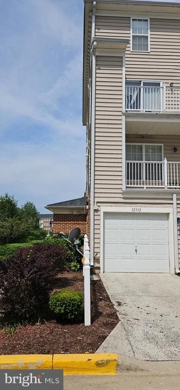 Building Photo - 12332 Rollys Ridge Ave