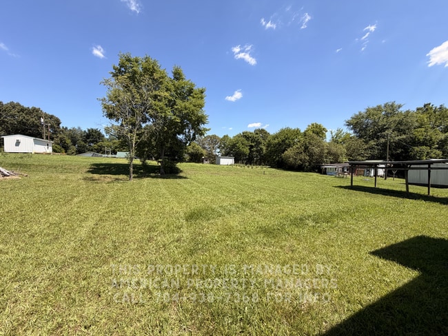 Building Photo - 1475 Crowell St