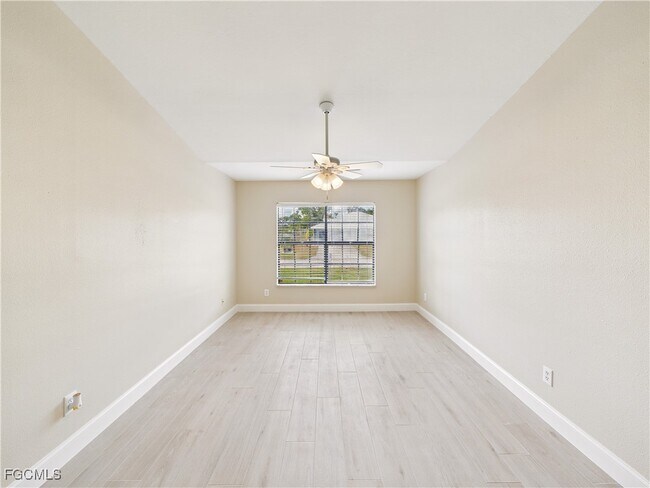 Building Photo - 17409 Braddock Rd