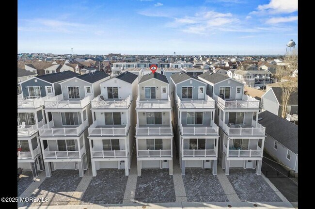 Building Photo - 207 Carteret Ave