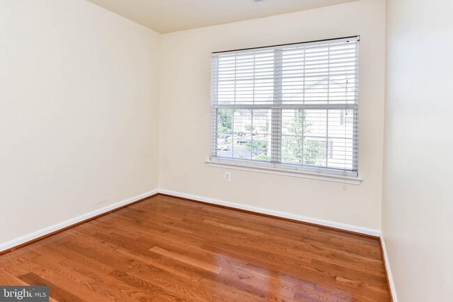 Building Photo - 2713 Yancey Ln