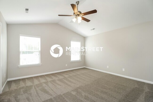 Building Photo - 3 Bedroom Pet-Friendly Home in Winston-Salem, NC with Main Street Renewal