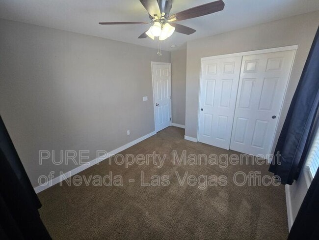 Building Photo - 9389 Black Wolf Ave