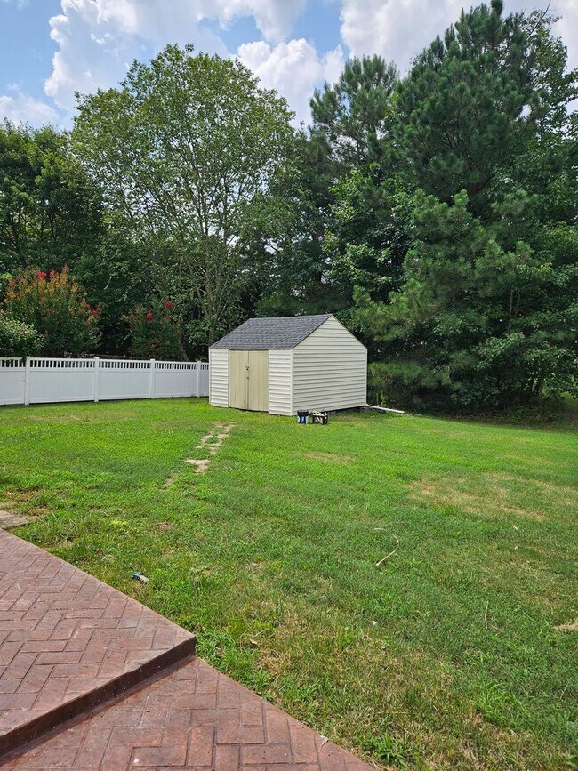 Building Photo - Newly Renovated Two-Story 4BR/2.5BA Home - Chester Area, North Chesterfield