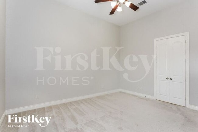 Building Photo - 2147 Blossomcrown Dr