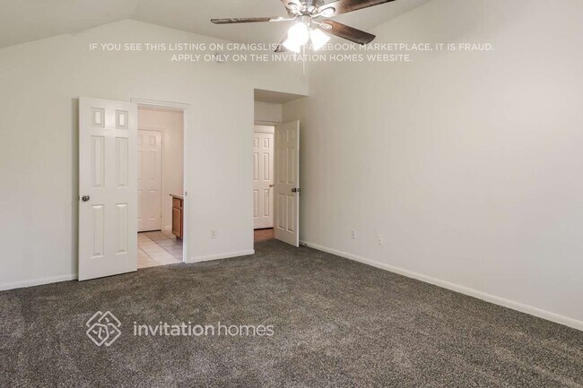 Building Photo - 16127 Kelley Green Ct