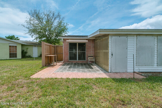 Building Photo - 670 John Hancock Ln