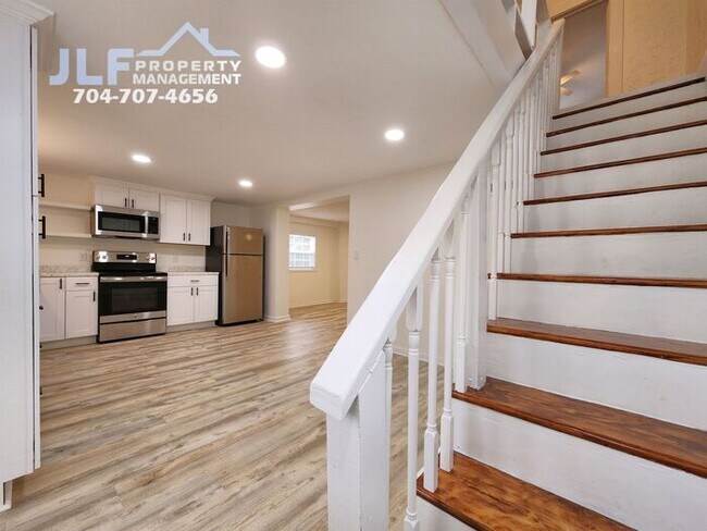 Building Photo - COMING SOON- Remodeled 2 Bed/1 Bath Home in Peaceful Salisbury!