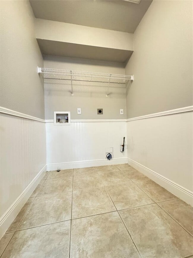 Building Photo - 1501 Van Horn Dr