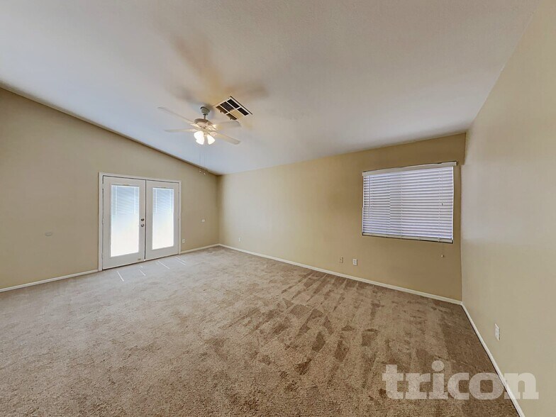 Building Photo - 4169 Lucas Ave