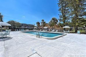 Building Photo - 2731 Taft St