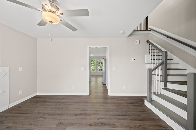 Building Photo - 205 Tonylee Ct