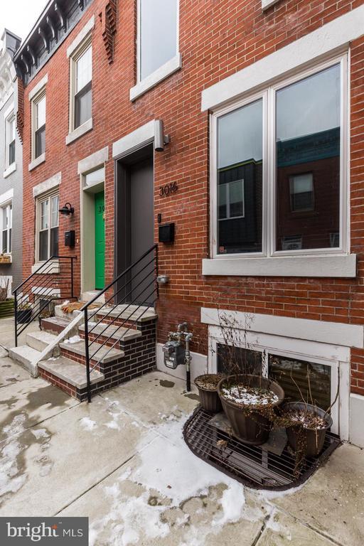 Building Photo - 3016 Baltz St