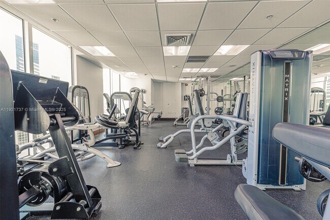 Building Photo - 31 SE 5th St