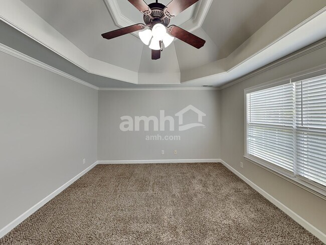 Building Photo - 3035 Romain Trail