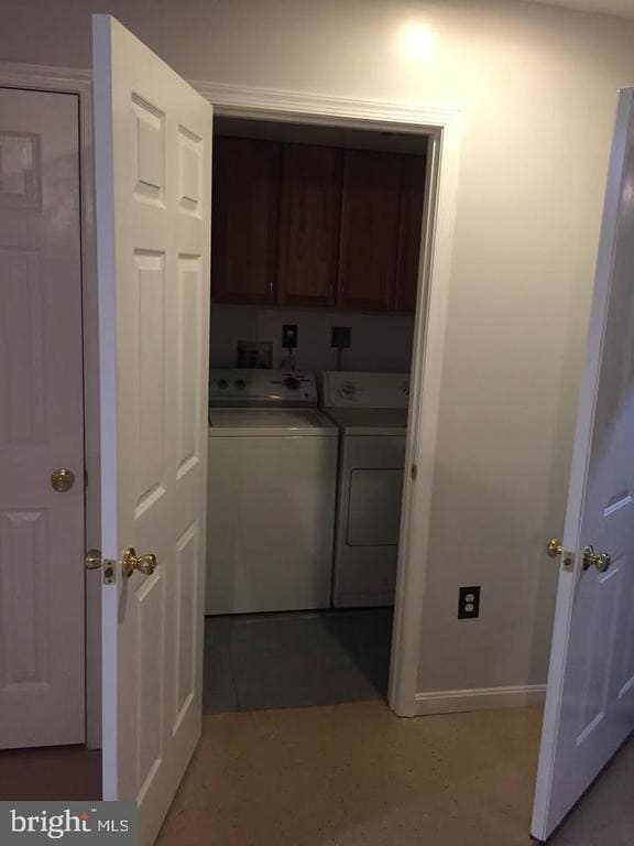 Building Photo - 5800 River Rd