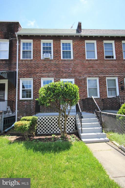 Building Photo - 1220 Oronoco St