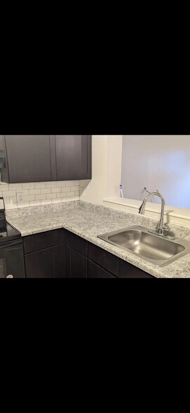 Building Photo - 18043 Golden Spring Ct