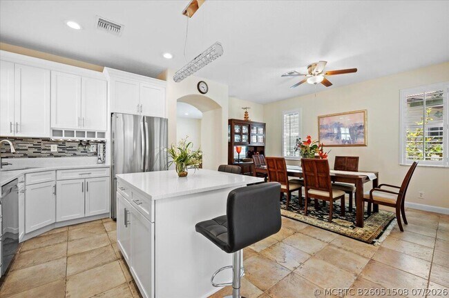 Building Photo - 513 Tomahawk Ct